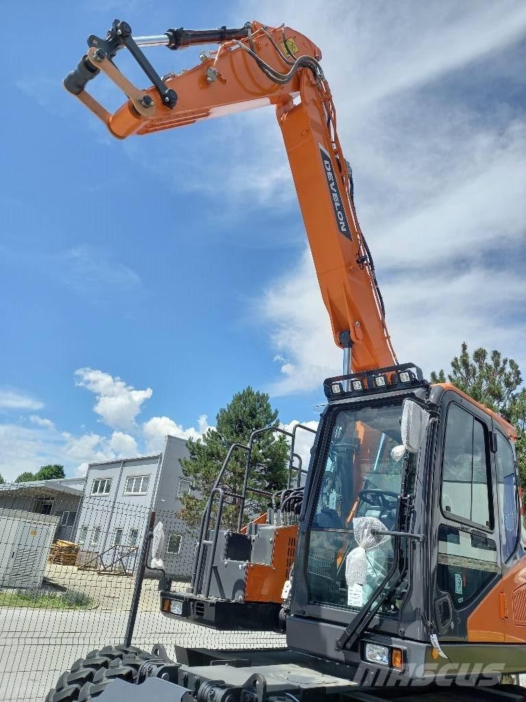 Doosan DX165WR-7K Bageri na kotačima