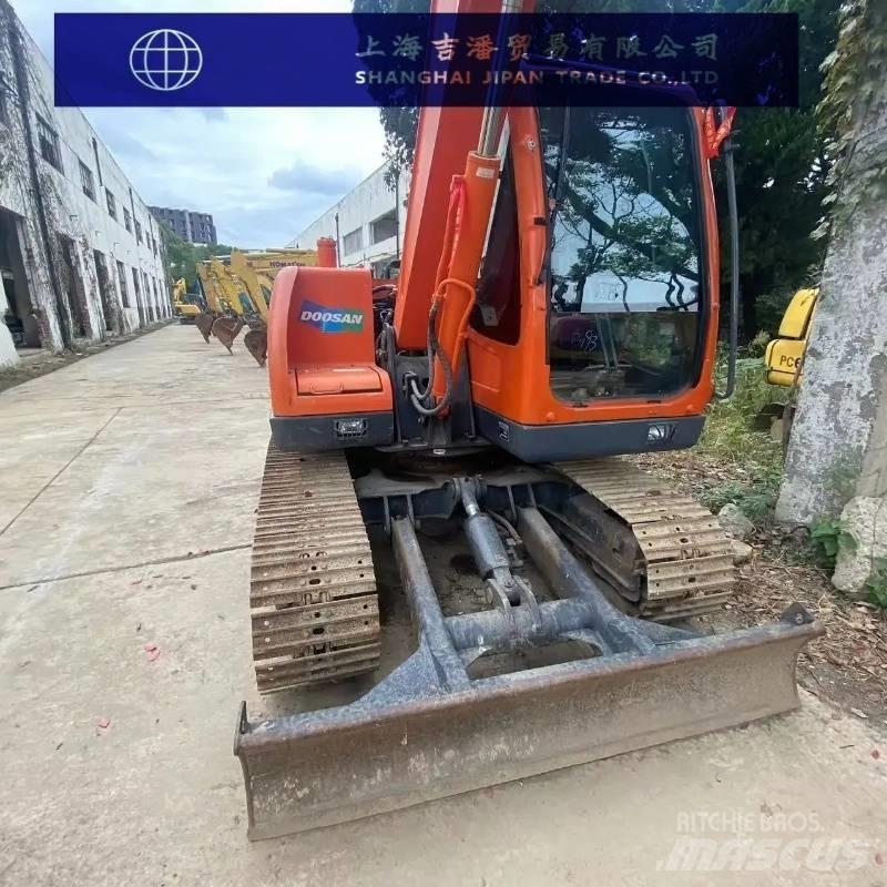 Doosan DX 75-9 C Mini bageri <7t