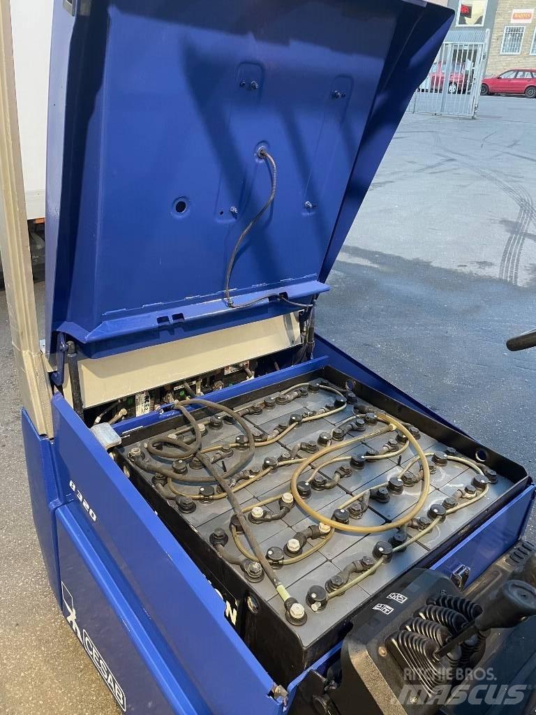 Cesab B320 Električni viličari