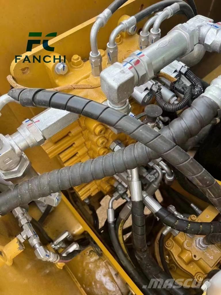 CAT 307 Bageri gusjeničari