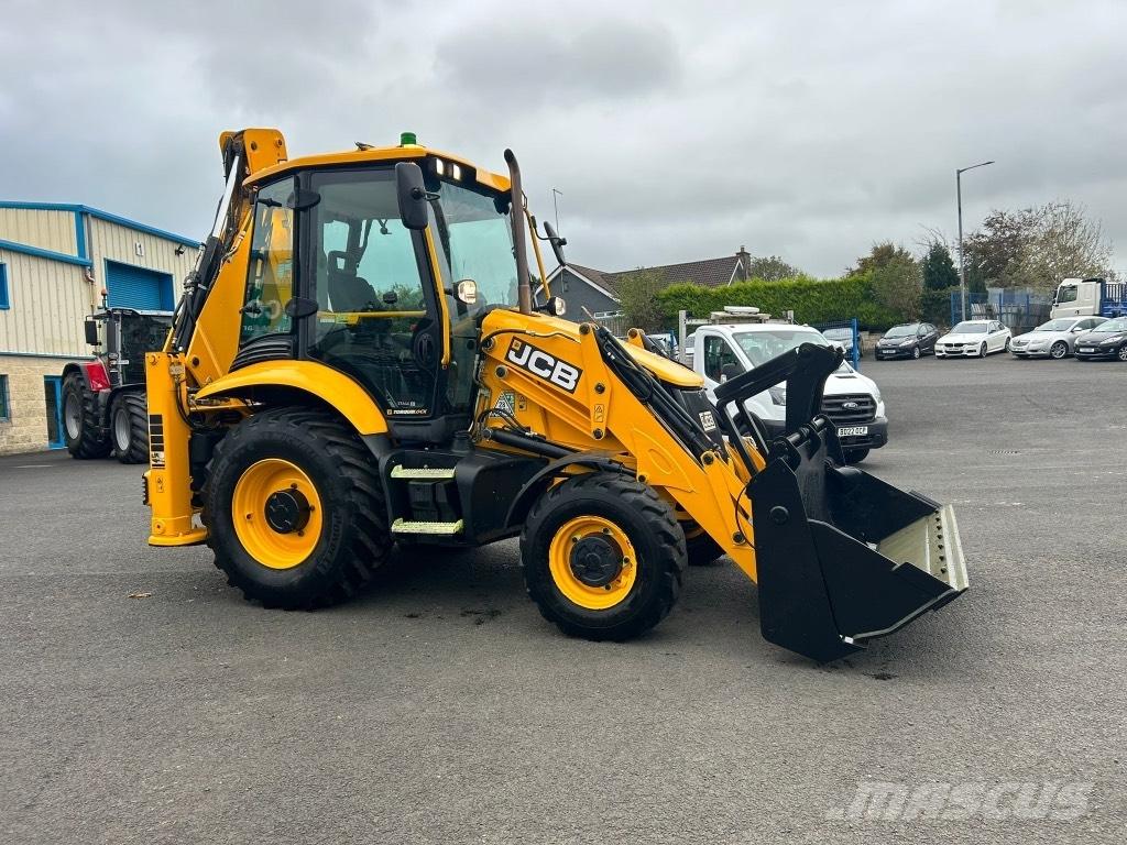 JCB 3CX 81kW / 108 BHP Utovarni rovokopači
