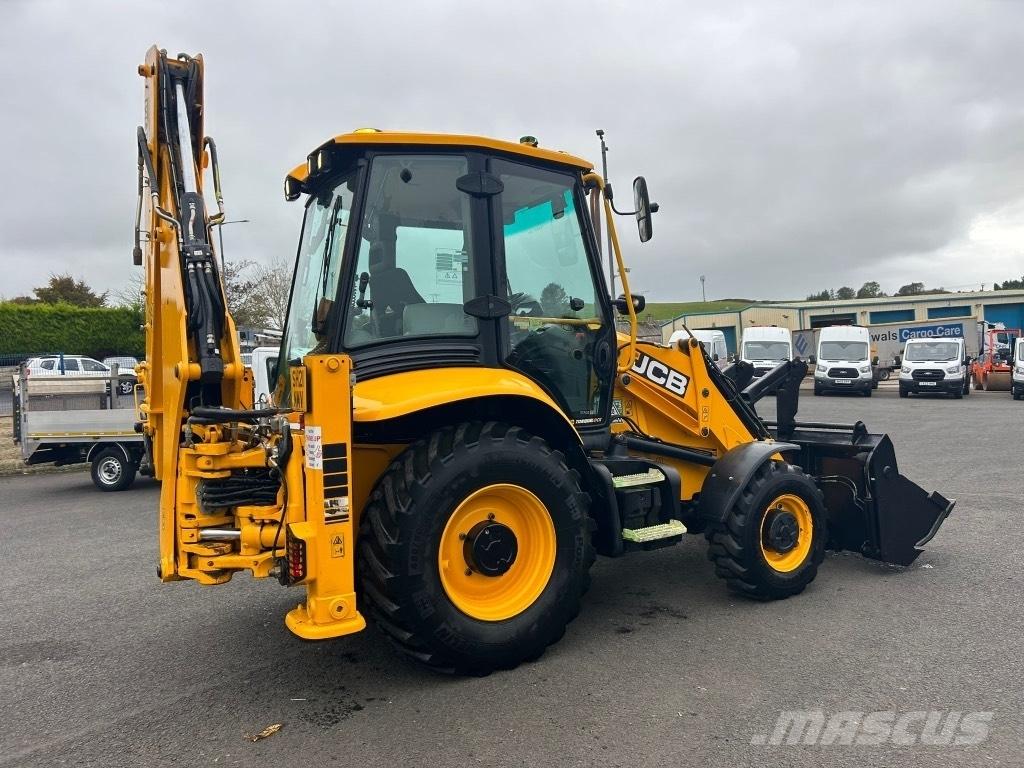 JCB 3CX 81kW / 108 BHP Utovarni rovokopači