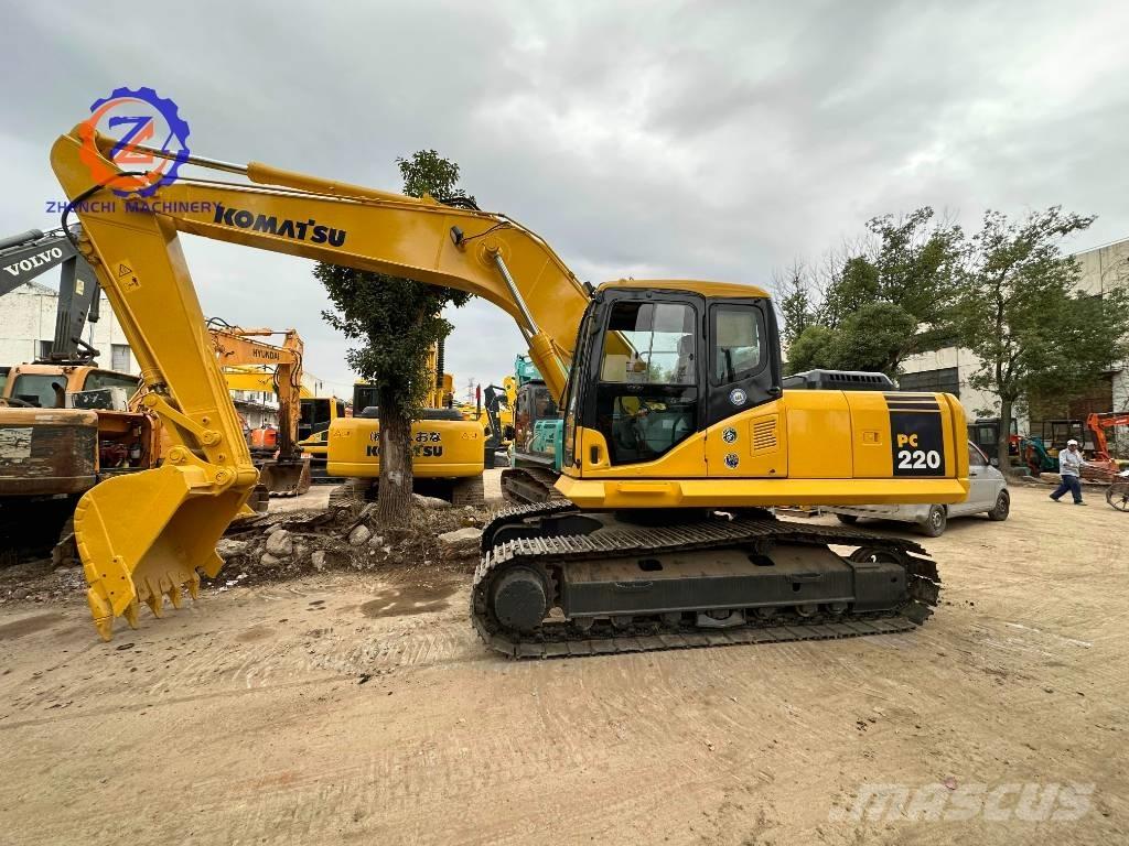 Komatsu PC 220-7 Bageri gusjeničari