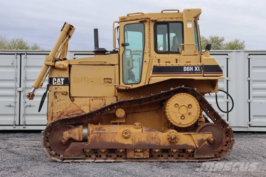 CAT D 6 H XL Buldožeri gusjeničari
