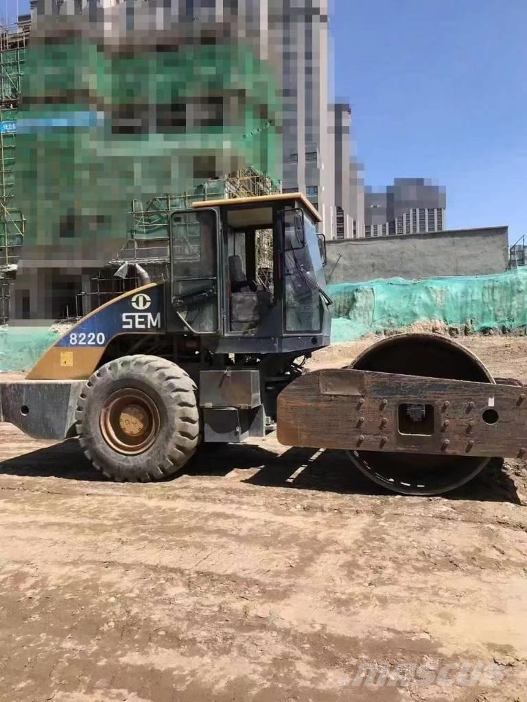  SEM/CAT 522 roller Valjci sa jednim bubnjem