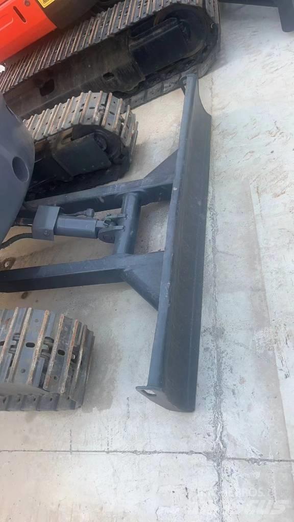 Kubota U 35 Bageri gusjeničari