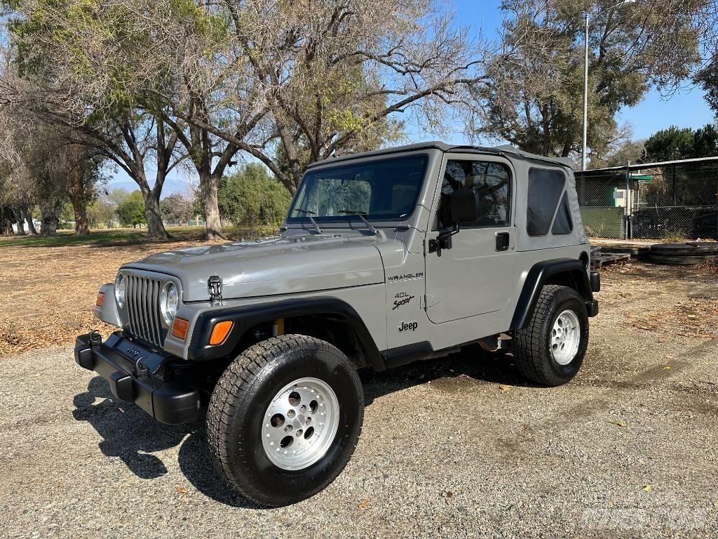 Jeep Wrangler Sport Automobili