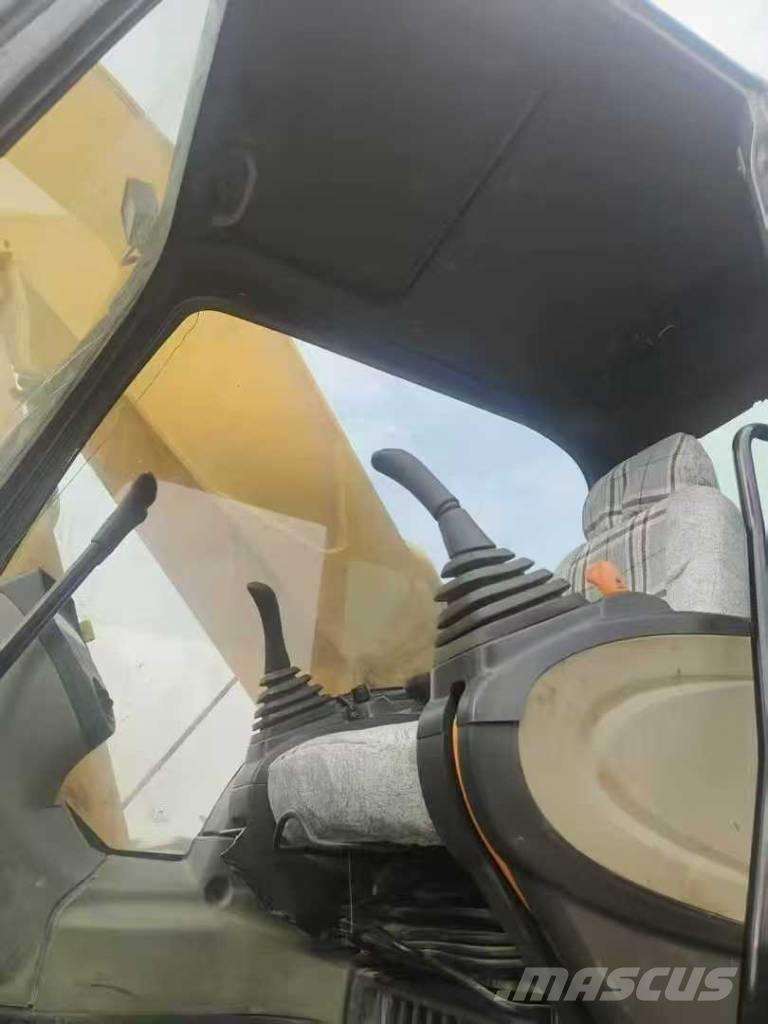 Sumitomo SH300 Bageri gusjeničari