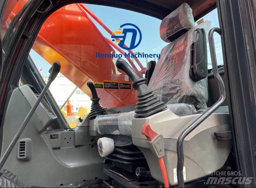 Doosan DX 300 Bageri gusjeničari