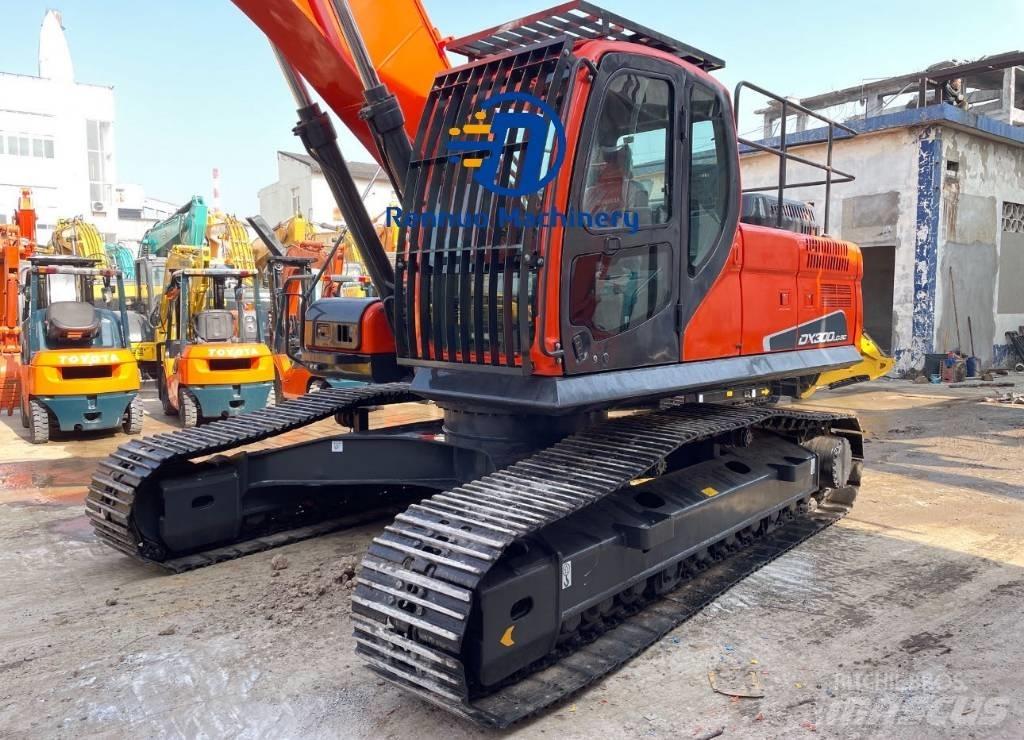 Doosan DX 300 Bageri gusjeničari