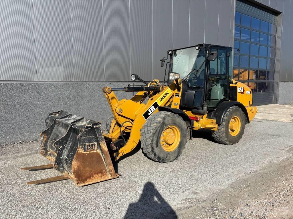 CAT 906 M Utovarivači na kotačima