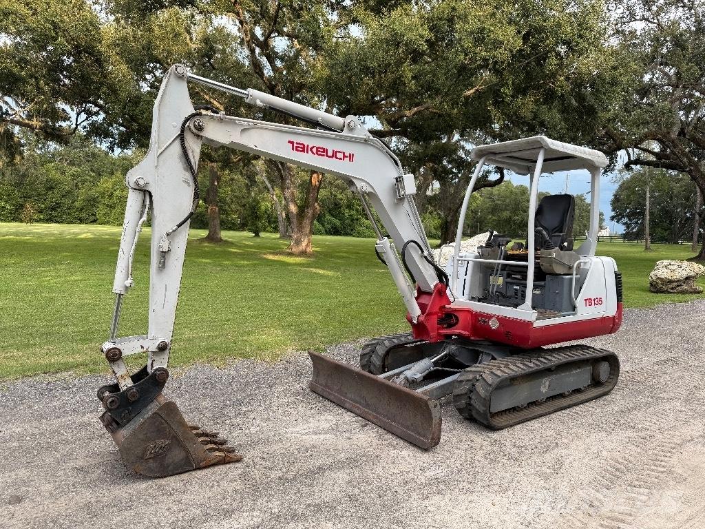 Takeuchi TB 135 Mini bageri <7t