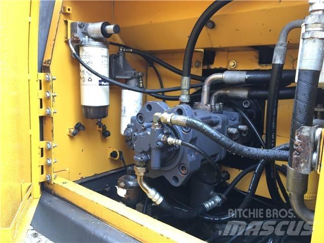 Volvo EC240BLC Bageri gusjeničari