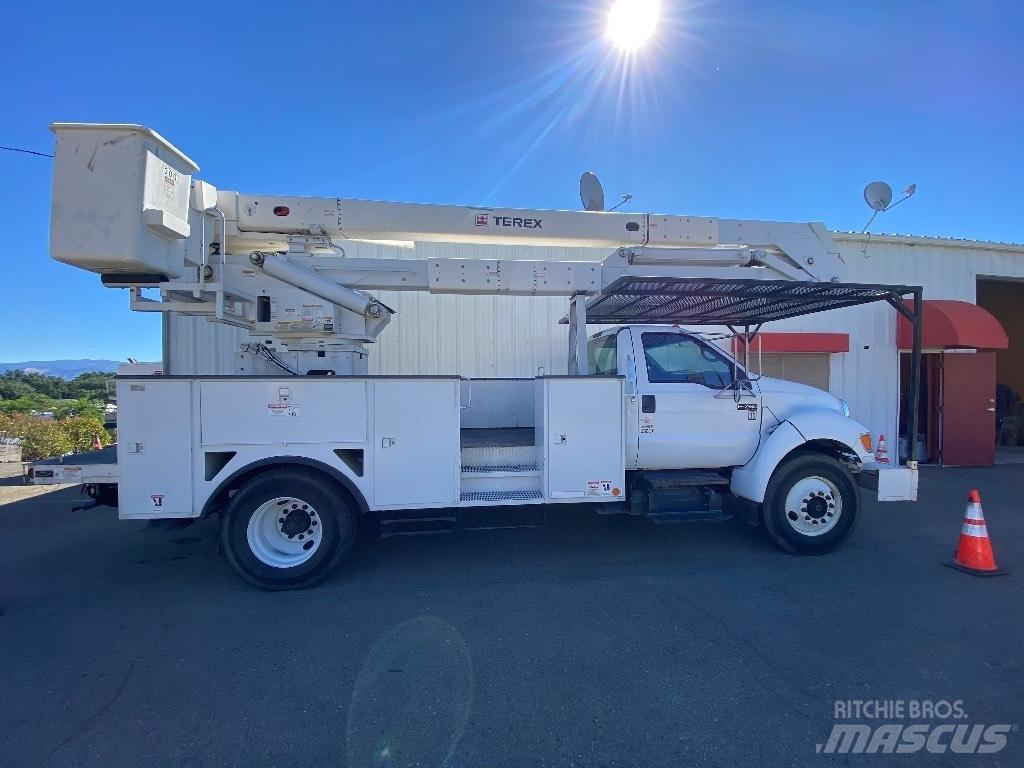 Ford F 750 SD Auto košare