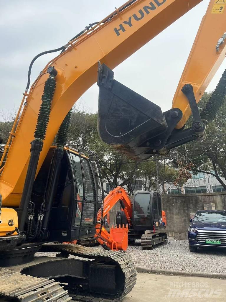 Hyundai R220-9S Bageri na kotačima