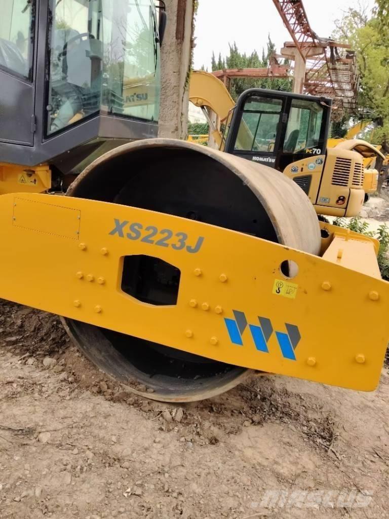 XCMG XS 223 J Valjci sa jednim bubnjem