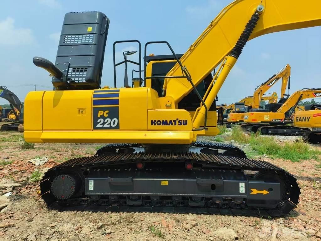 Komatsu PC 220-8 Bageri gusjeničari