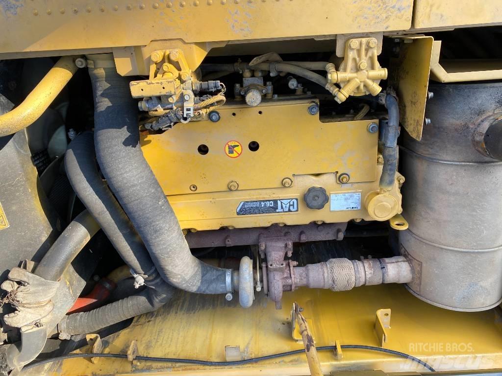 CAT 320 D Bageri gusjeničari