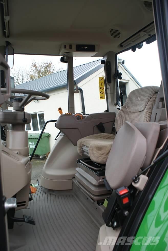 John Deere 6195 M Traktori