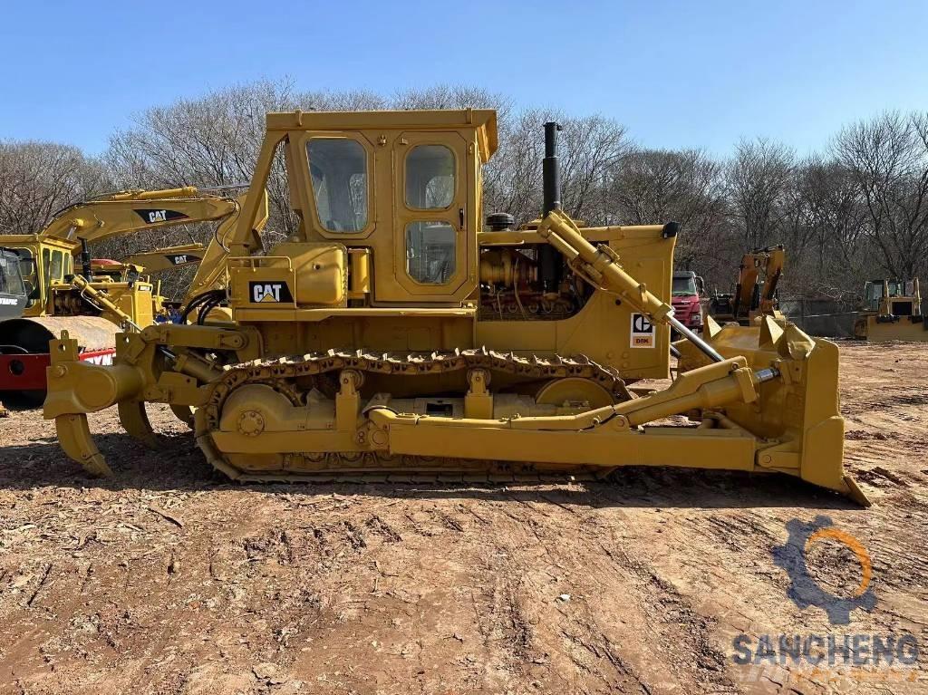 CAT D 8 K Buldožeri gusjeničari