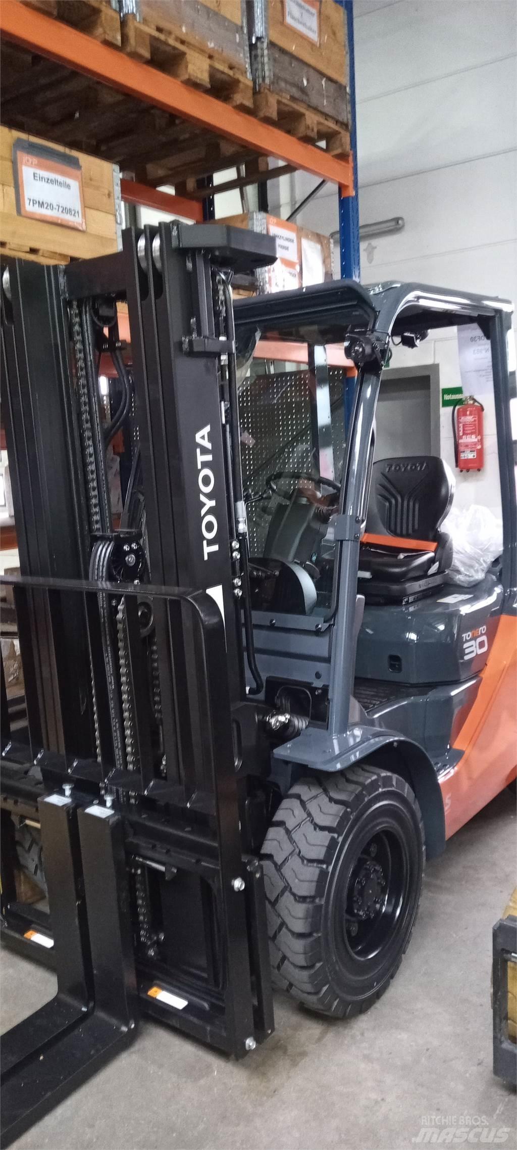 Toyota 52-8FDF30 Dizelski viličari