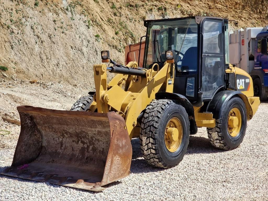 CAT 906 H NEW TIRES Utovarivači na kotačima