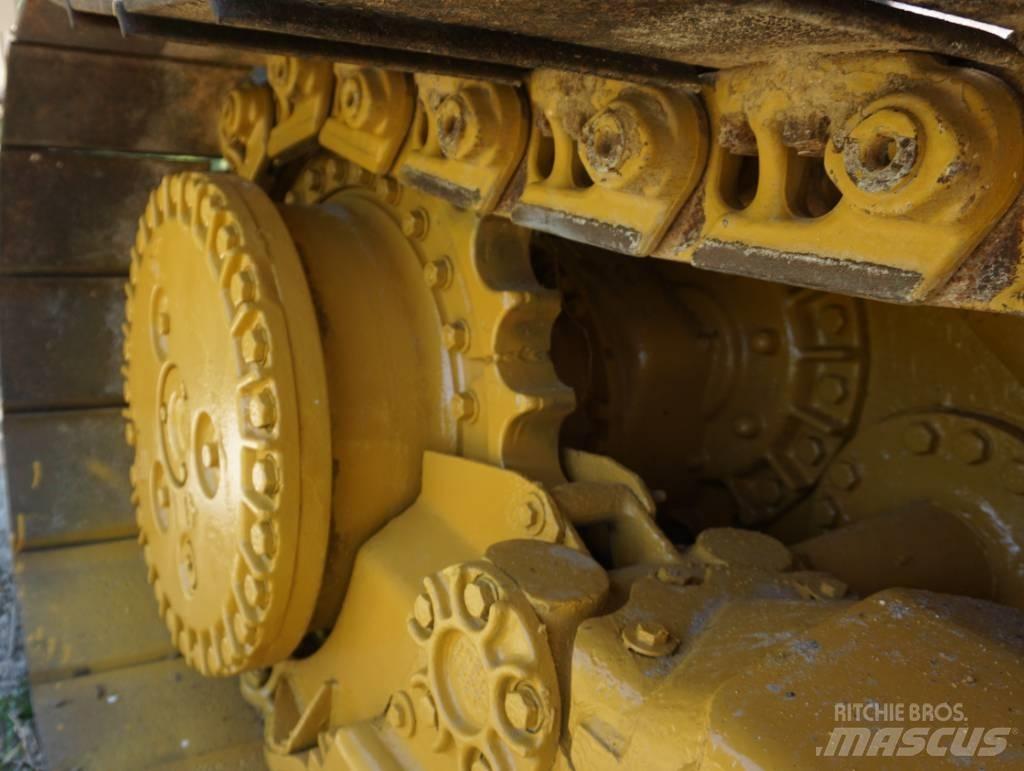 CAT D 6 K 2 LGP Buldožeri gusjeničari
