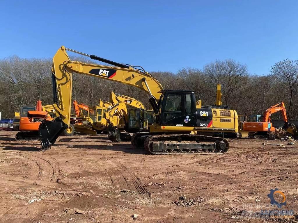 CAT 325 D Bageri gusjeničari