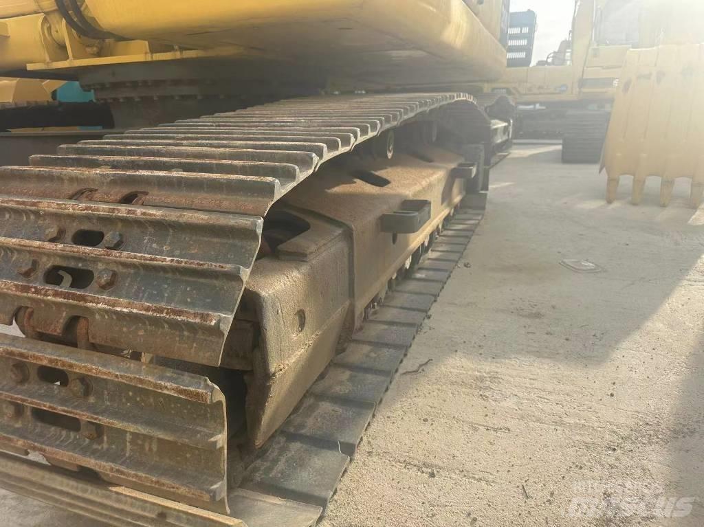 Komatsu PC 200 LC-7 Bageri gusjeničari