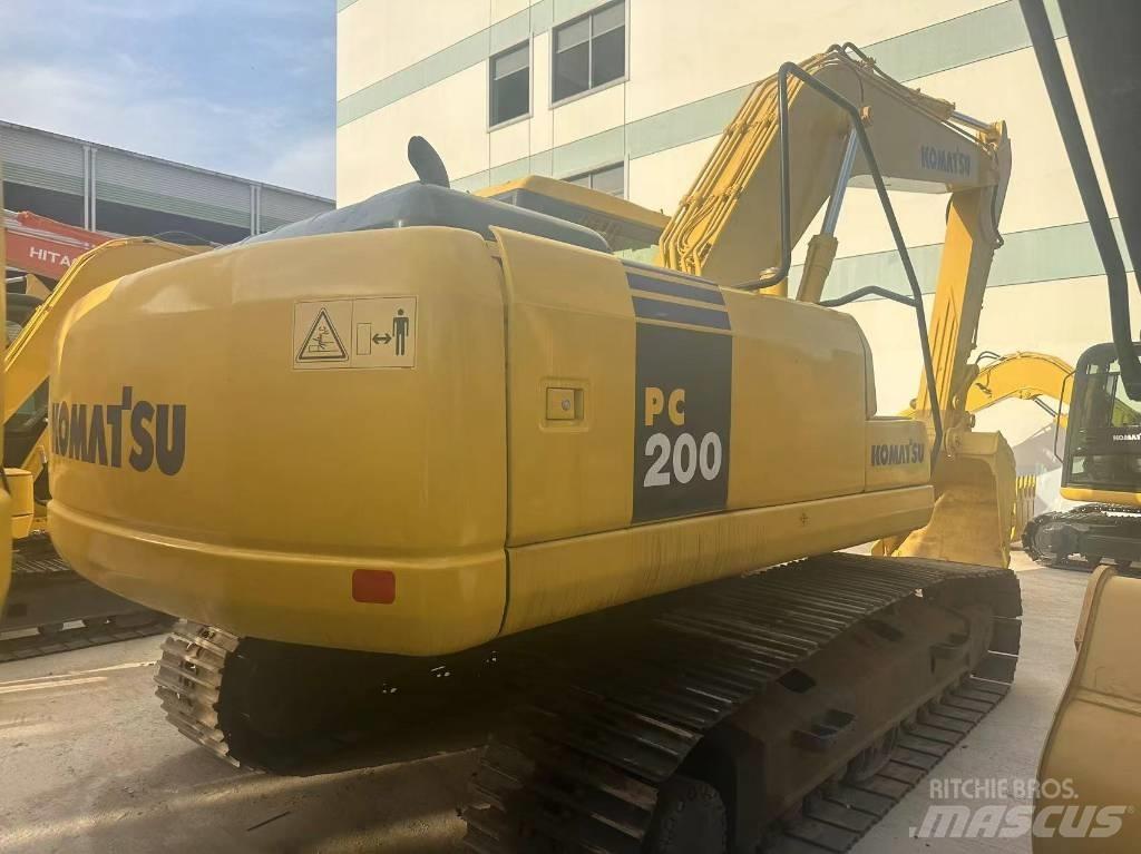 Komatsu PC 200 LC-7 Bageri gusjeničari