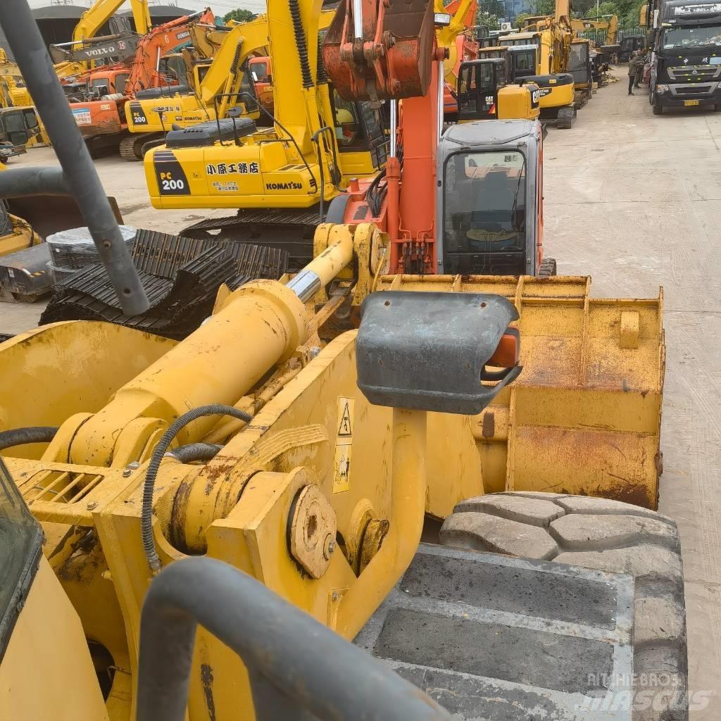 Komatsu WA 600-6 Utovarivači na kotačima