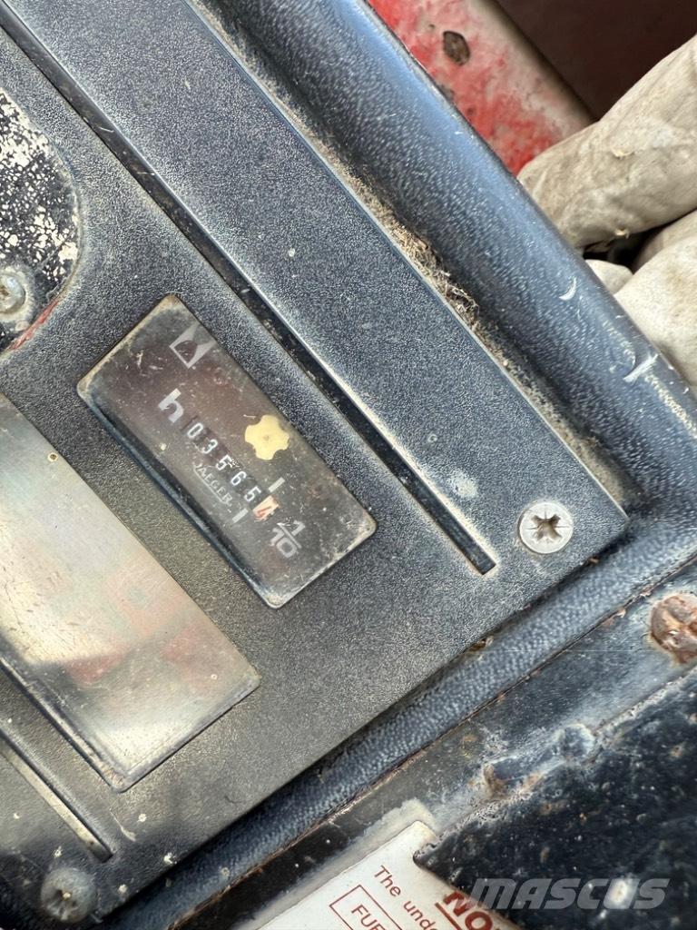 Manitou BT 420 Teleskopski viličari