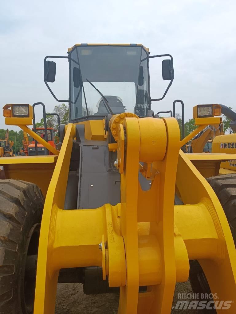 Komatsu WA 380 Utovarivači na kotačima