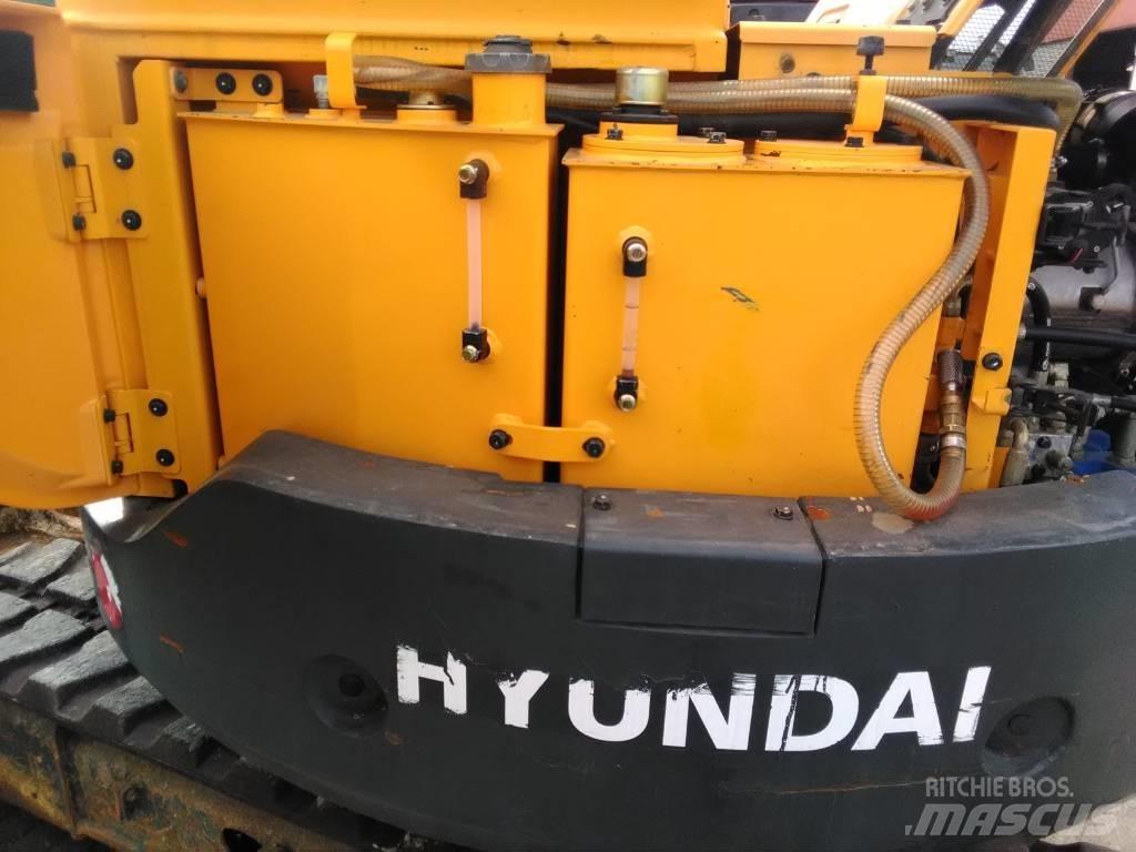 Hyundai 80 CR9-A Bageri gusjeničari