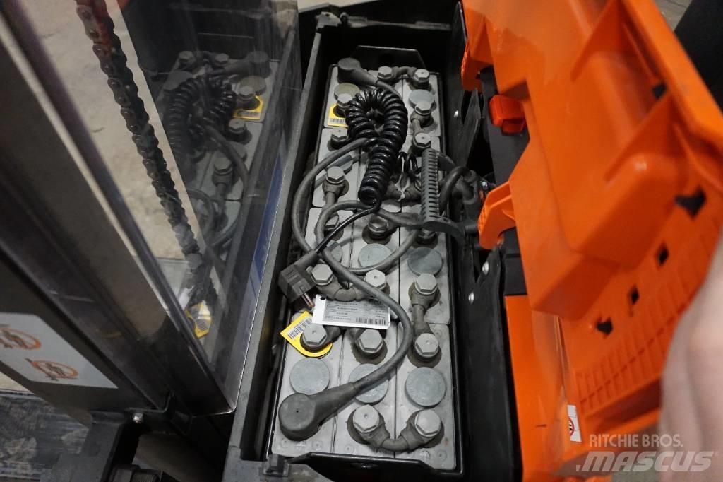 Toyota SWE100 Ručni električni viličar