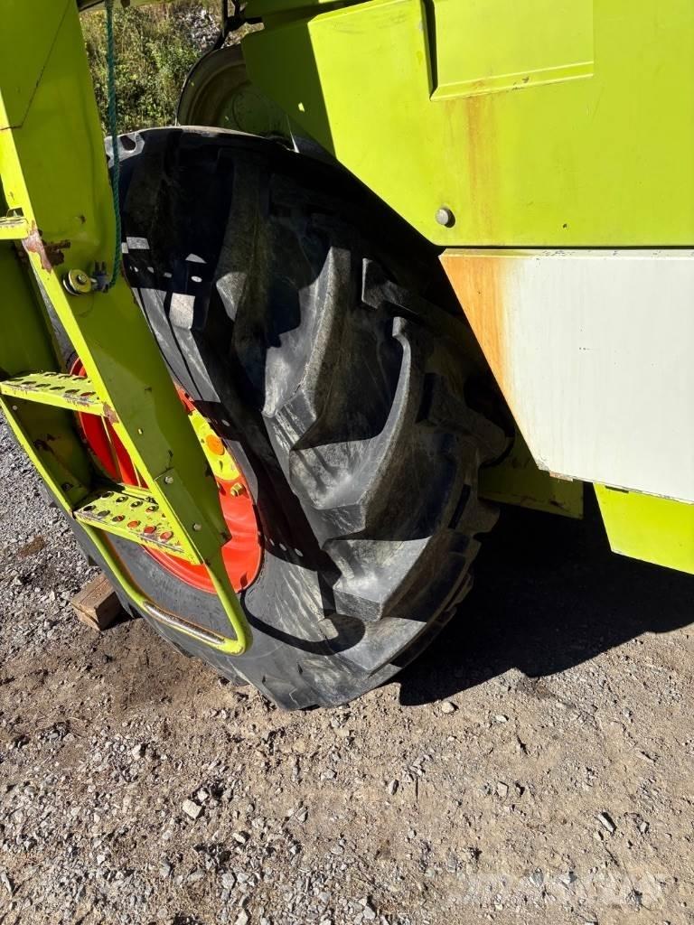 CLAAS Dominator 68 Kombajni
