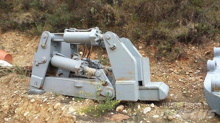 CAT SS RIPPER D9H Škare
