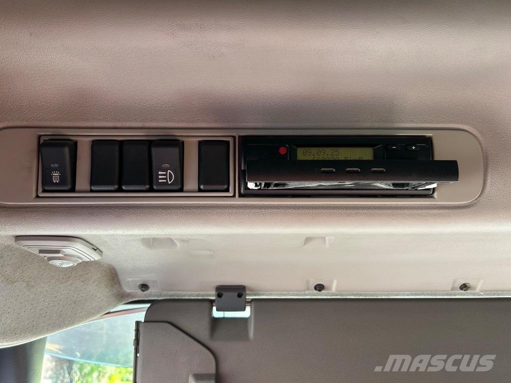 Volvo FM 12 460 Rol kiper kamioni s kukama za dizanje