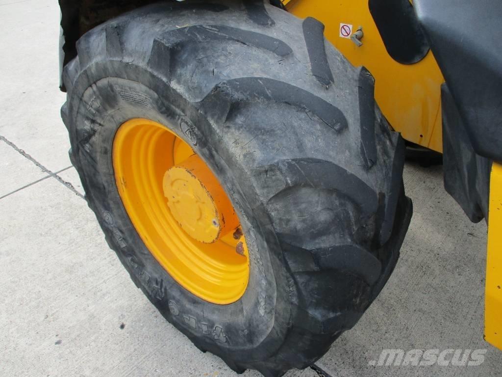 JCB 526 S (628) Teleskopski viličari