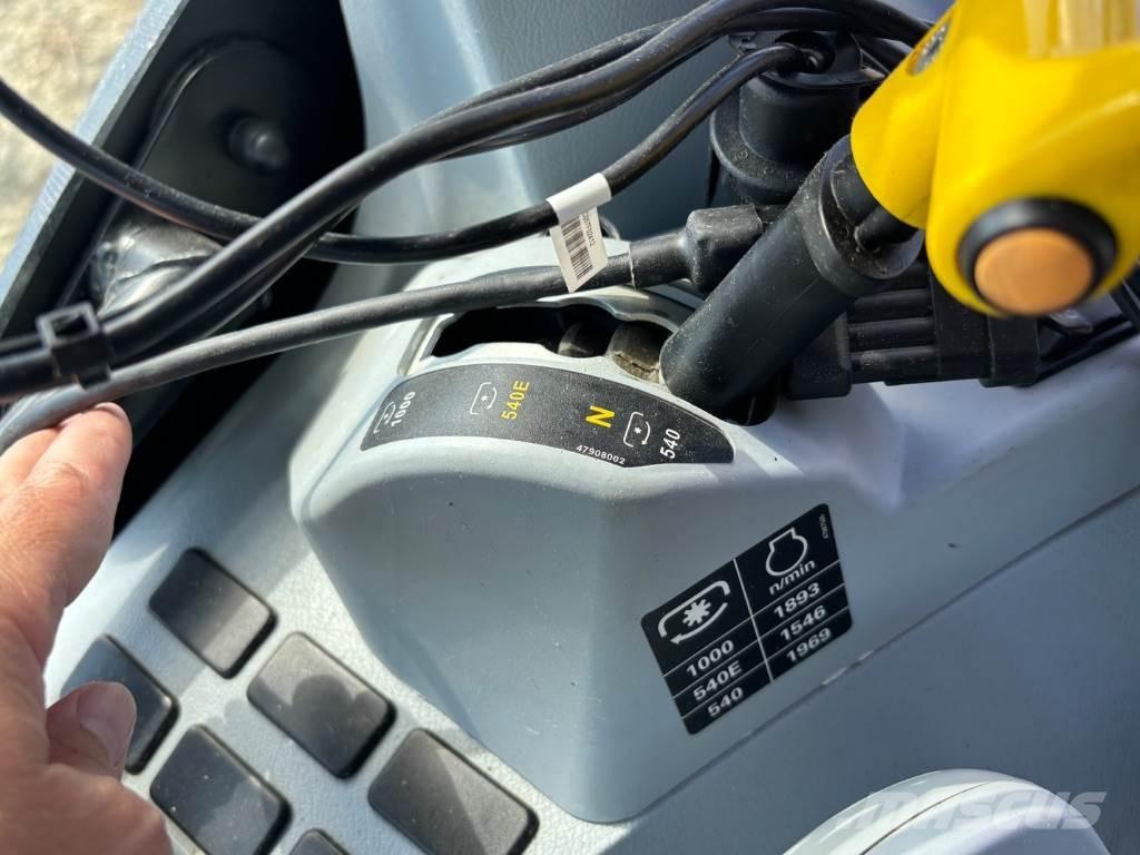 New Holland T6.165 Traktori