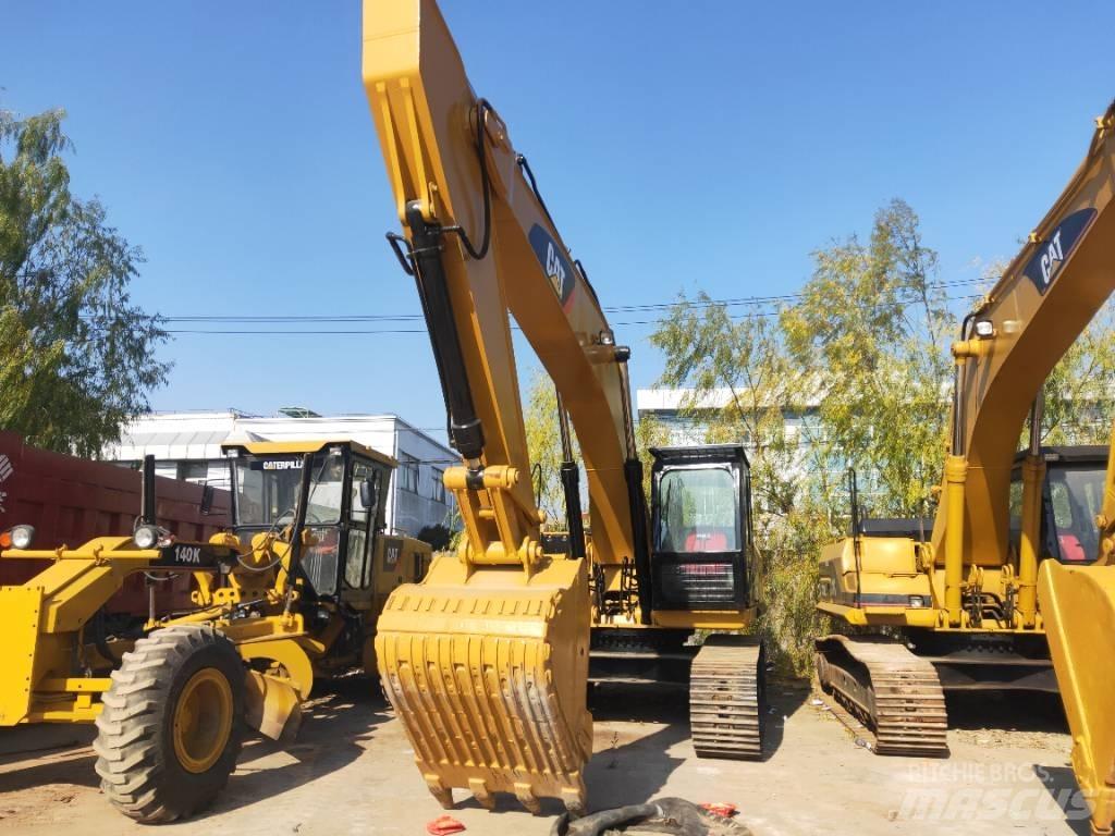 CAT 330 D Bageri gusjeničari