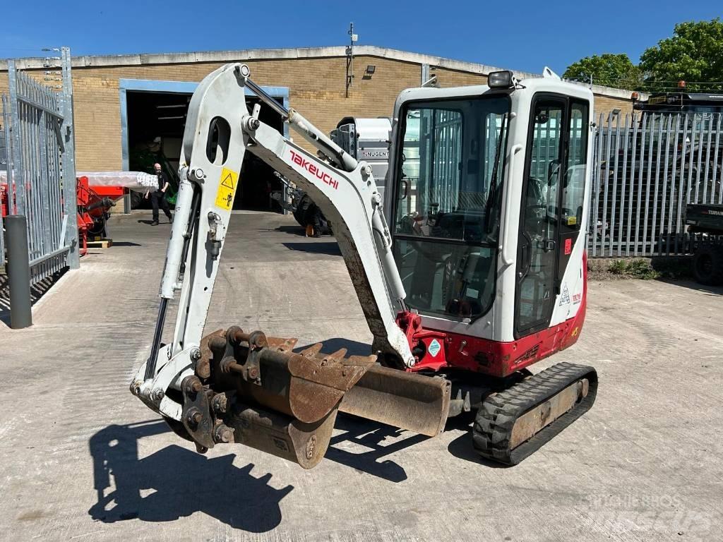 Takeuchi TB 216 Mini bageri <7t