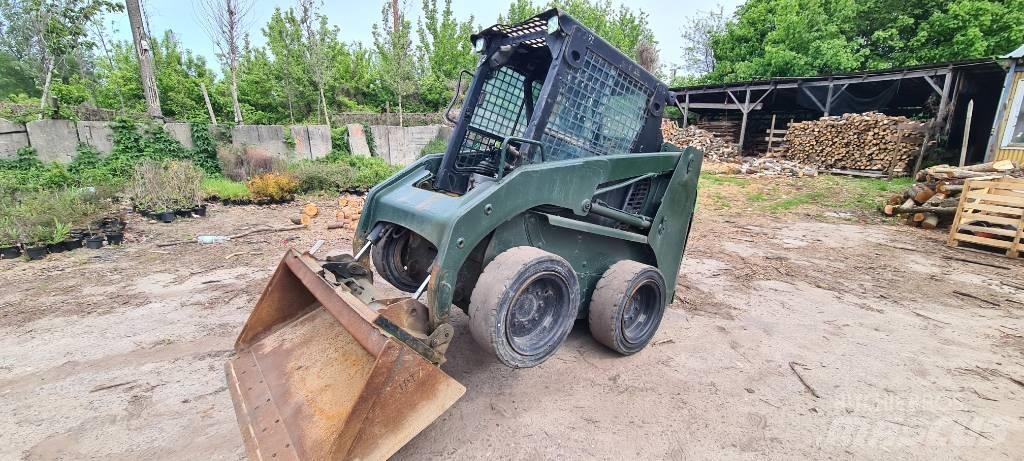 CAT 226 Skid steer mini utovarivači