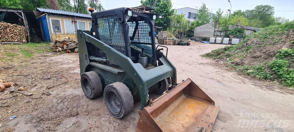 CAT 226 Skid steer mini utovarivači
