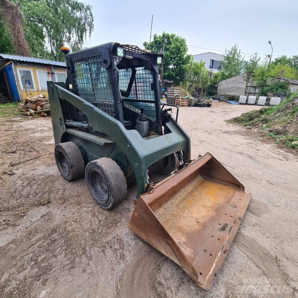 CAT 226 Skid steer mini utovarivači