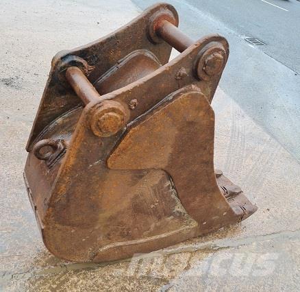  18 BUCKET, 60mm PINS Kašike / Korpe