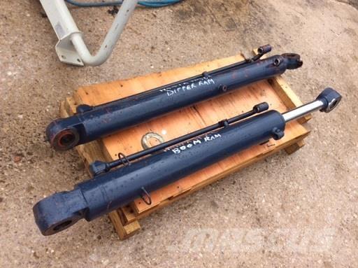 Hanix H56C BOOM RAM Građevinarstvo – ostalo