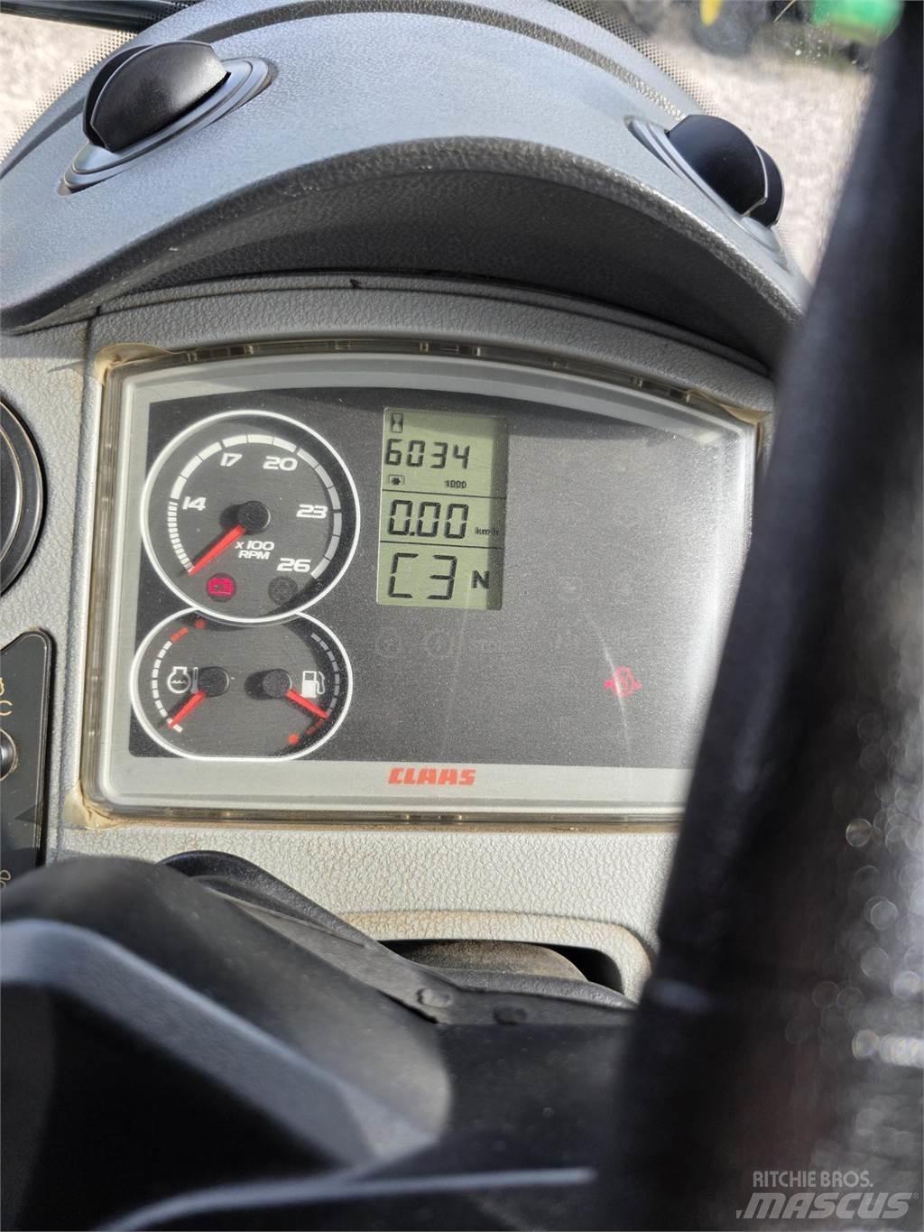 CLAAS Arion 620C Traktori