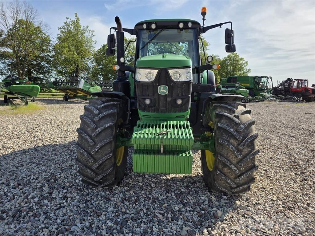 John Deere 6155M Traktori