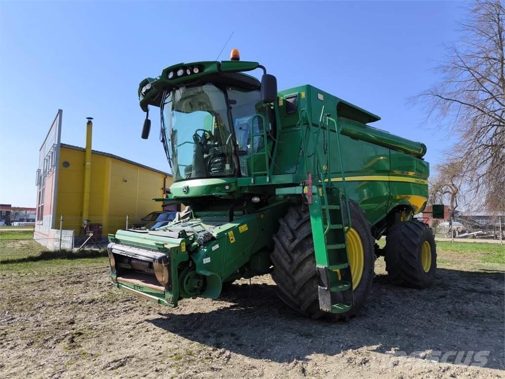 John Deere S685 Kombajni